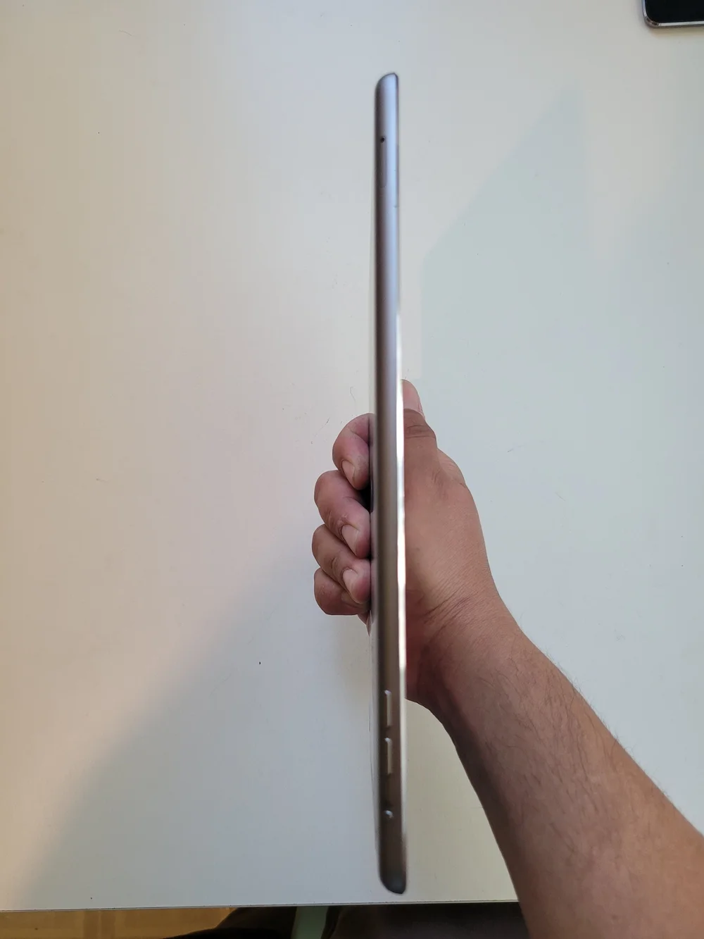 Apple iPad Air 1st Gen Cellular- Black Used **AJ** 32 GB